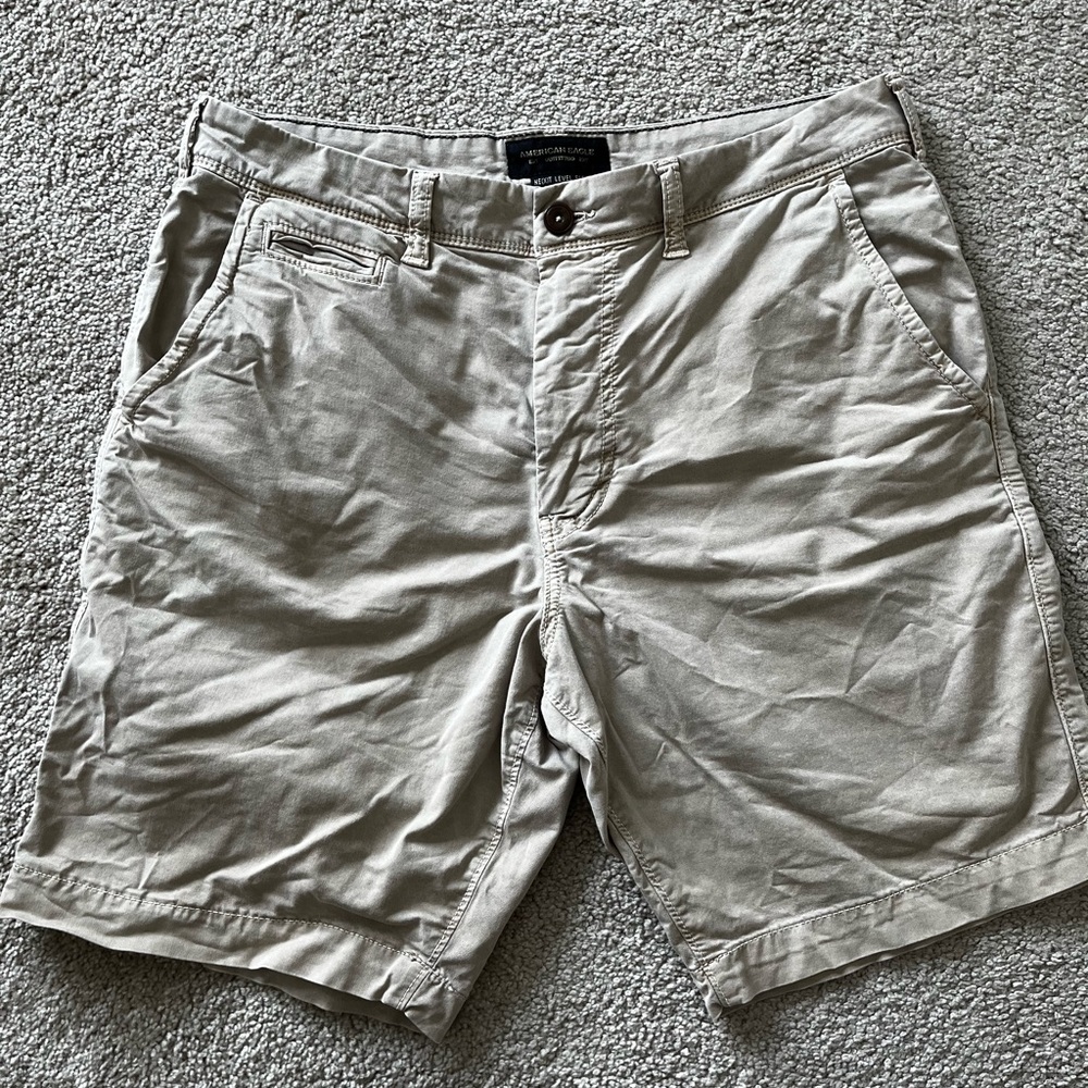 American Eagle Khaki Short